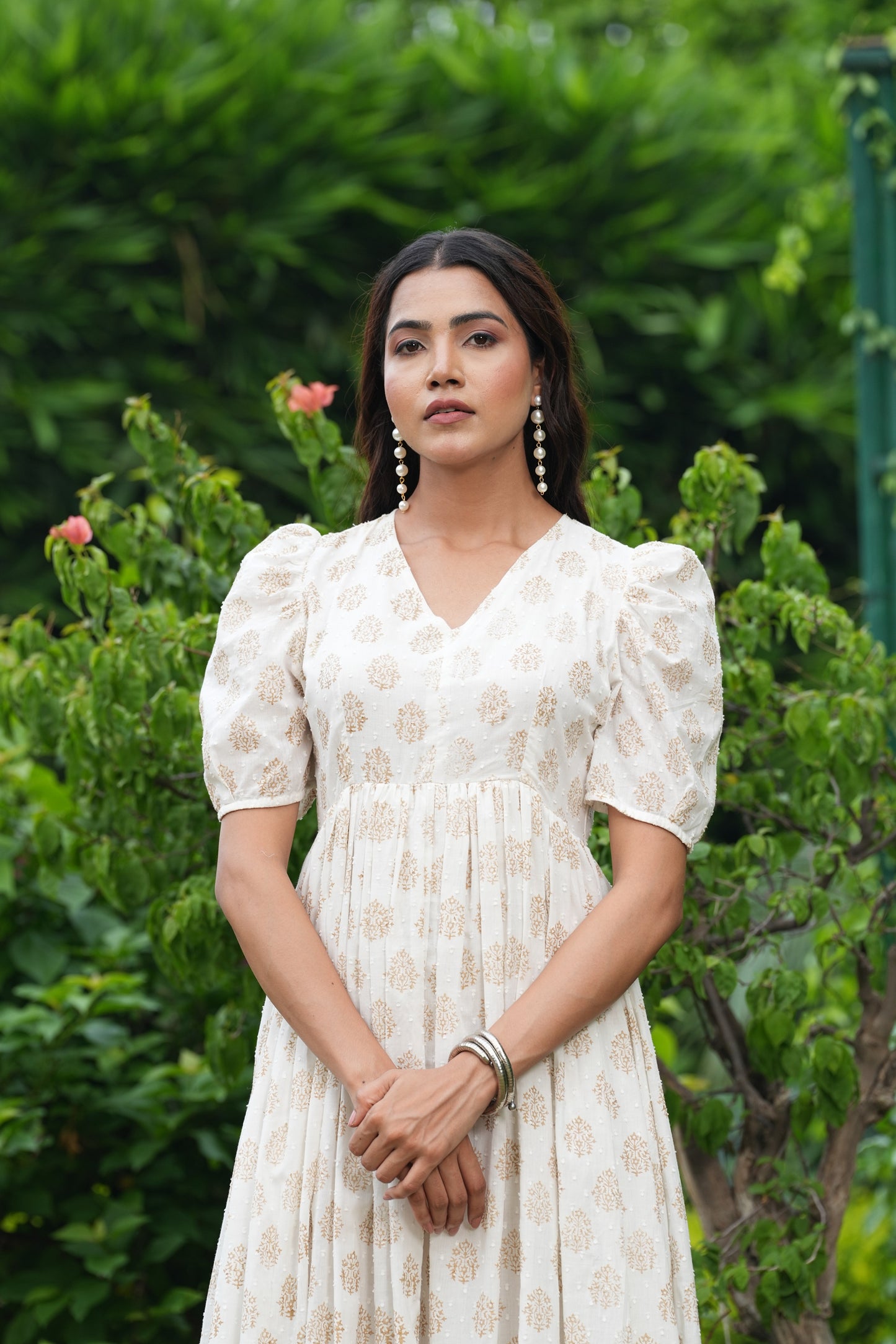 Elegant White Hand Block Printed Cotton Midi Dress โ Puff Sleeves & V-Neck