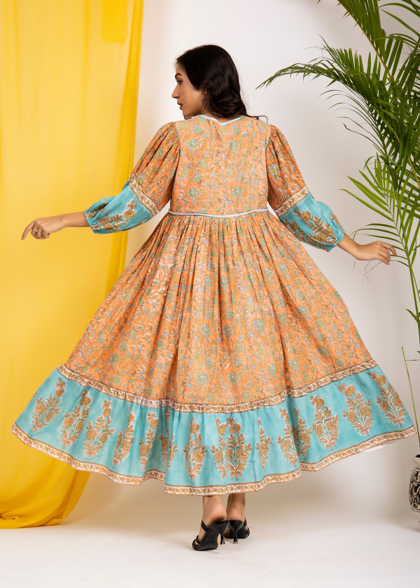 Ella Maxi~ amber