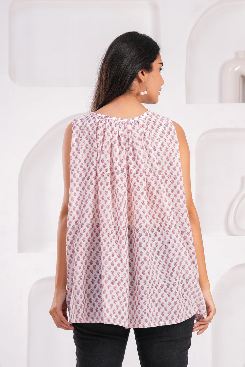 Handmade Block Floral Blue Printed Round Neck Sleeveless Cotton Blouse Top