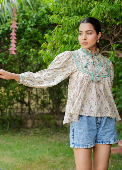 Kyra Blouse~ Lavender